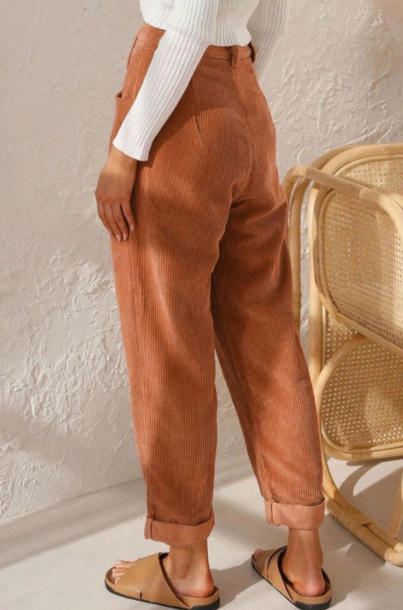 Women's Straight-Leg Corduroy Pants with Front Pleats and Cuffed Hem