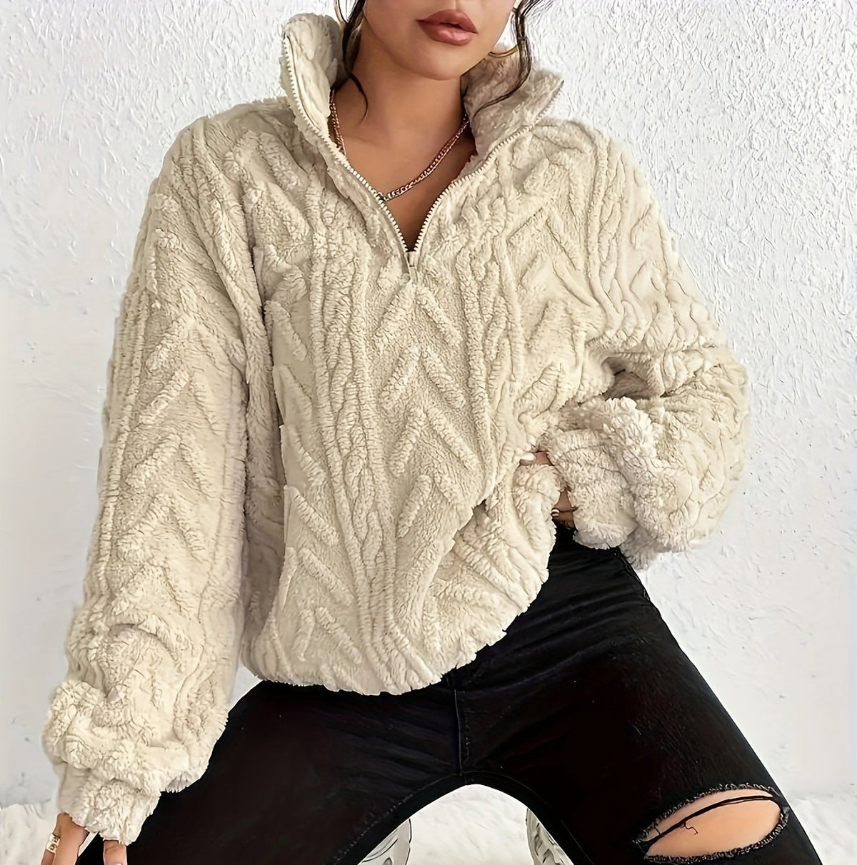 Aicha | Cable-Knit Oversized Composed Sweater