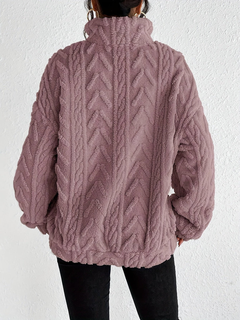 Aicha | Cable-Knit Oversized Composed Sweater