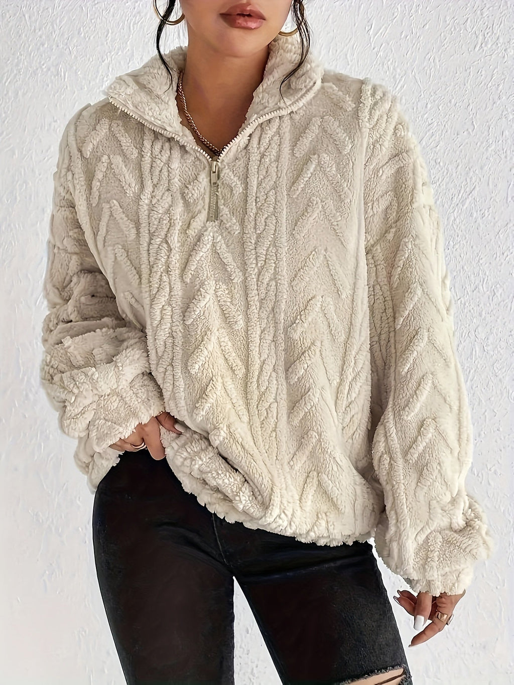 Aicha | Cable-Knit Oversized Composed Sweater