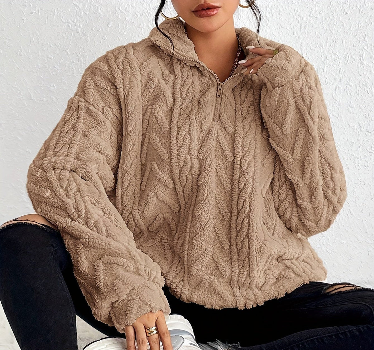 Aicha | Cable-Knit Oversized Composed Sweater