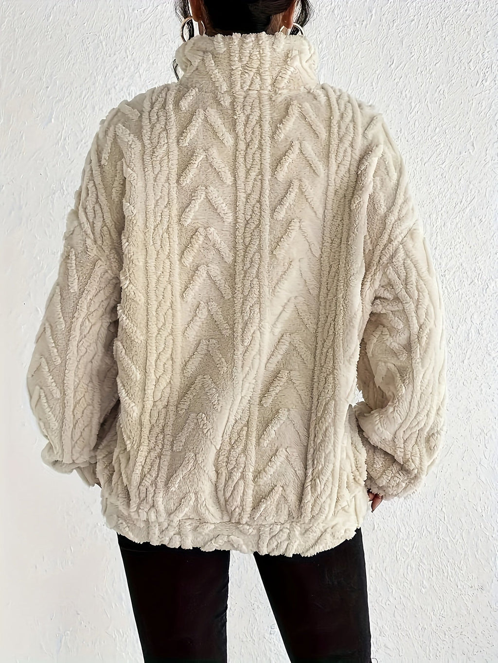Aicha | Cable-Knit Oversized Composed Sweater