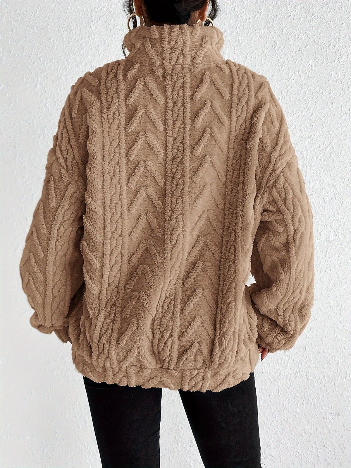 Aicha | Cable-Knit Oversized Composed Sweater