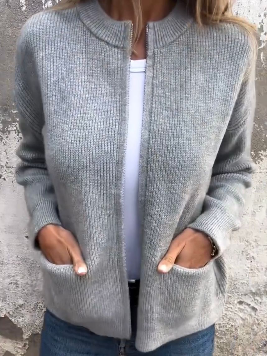 Aya | Ribbed Zip-Up Statement Sweater