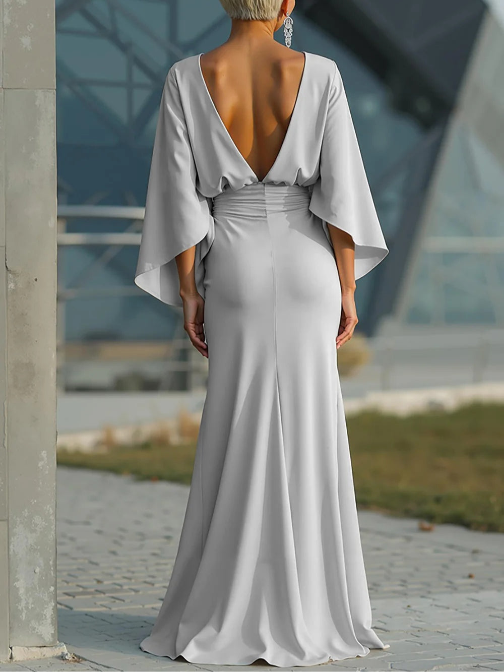 Ailbhe | V-Neck Poised Midi Dress
