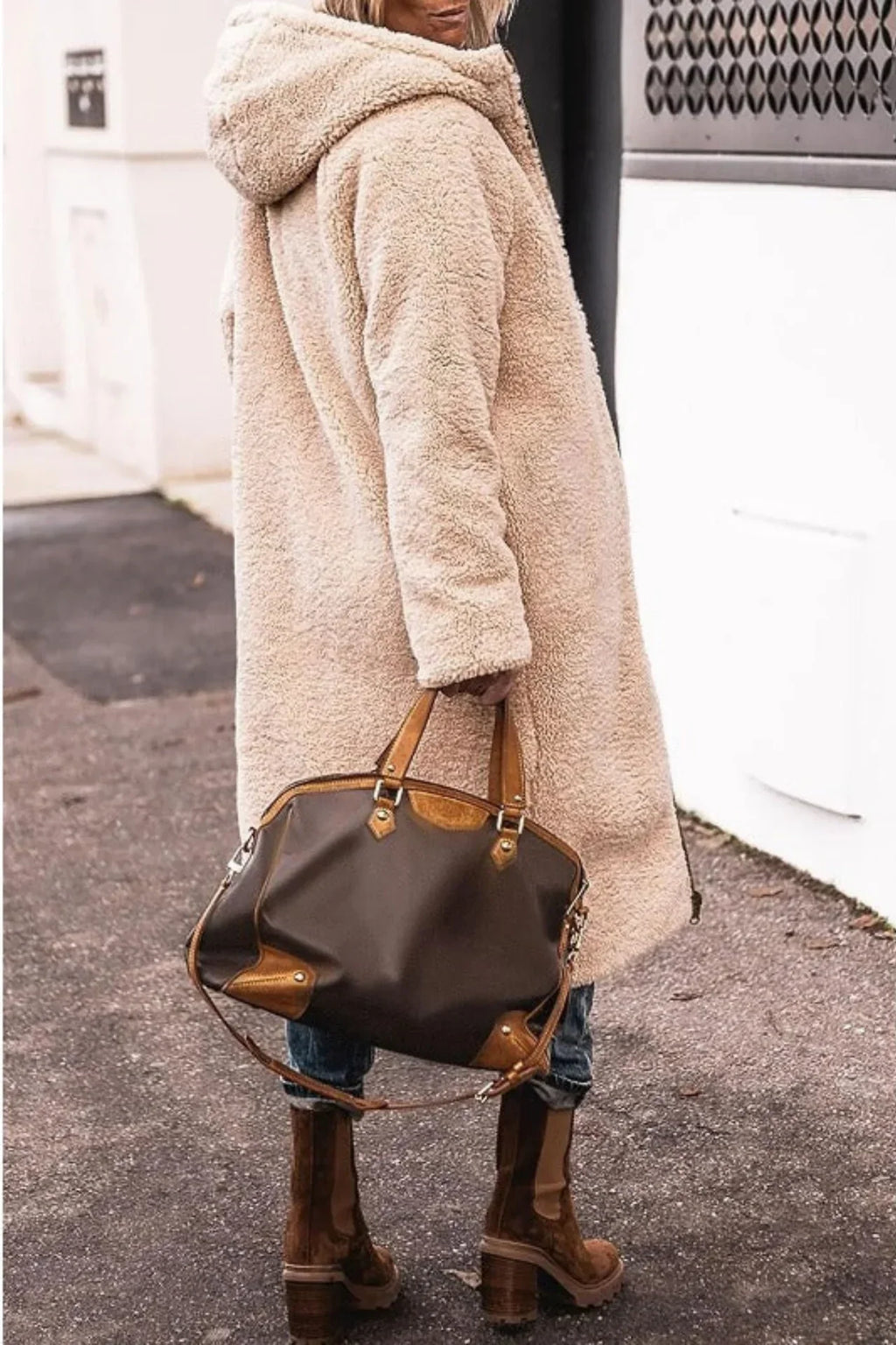 Willemijn | Hooded Elegant Timeless Puffer Jacket